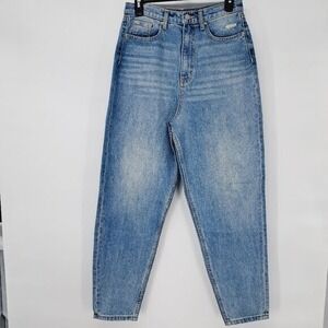 WEWOREWHAT Barrel Leg Jeans‎ in Studio Wash Size 28